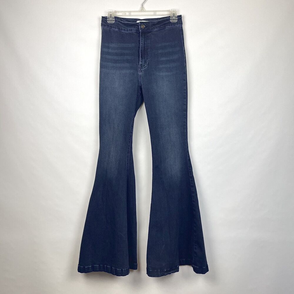 Kancan Women's 9/28 Tag Jainey High Rise Ultra Flare Stretch Jeans 26x33 Actual